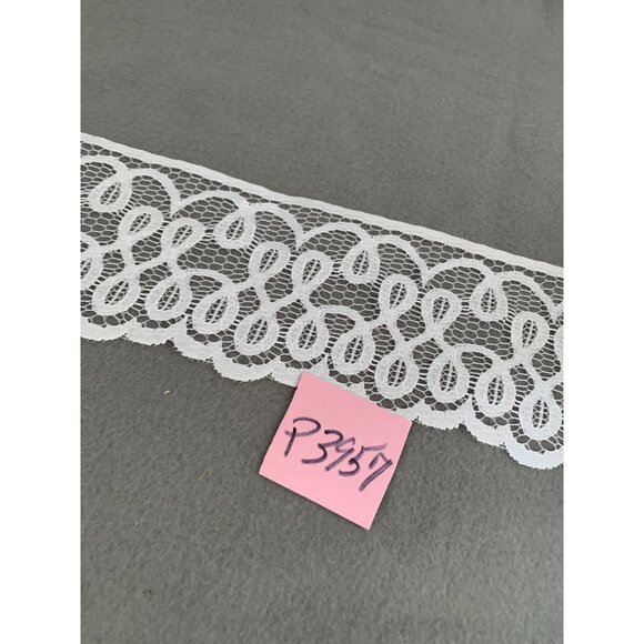 Vintage St Louis Trimming White Polyester Lace Trim 3.5" Wide 1 Yard Long 1980s - Picture 5 of 5